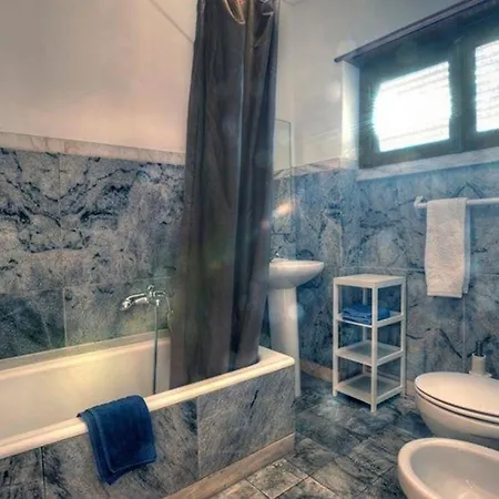 Apartment Fuer 20 Personen In Lissabon, Regio De Costa De *